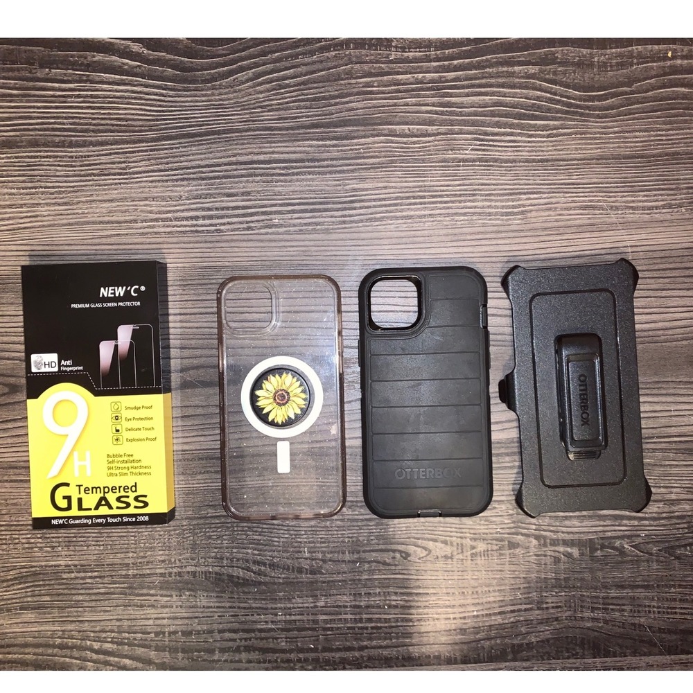 OtterBox iPhone 15+ Black Defender Pro& Clear Symmetry Case, 2 Privacy Protector